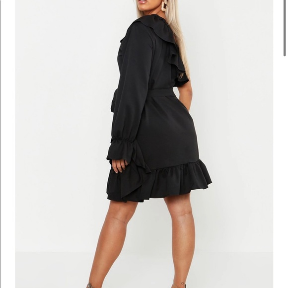 Boohoo Plus One Shoulder Ruffle Dress - Picture 3 of 3